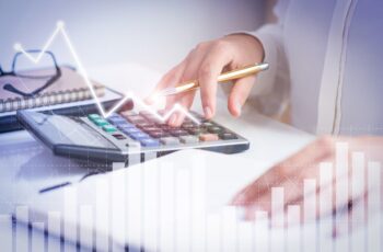 Contador que calcula o lucro com graficos de analise financeira
