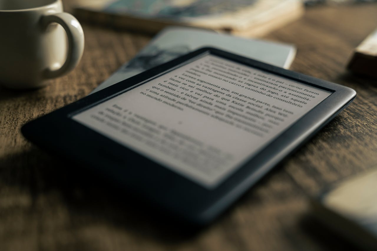 Kindle x livro físico: qual é o melhor?